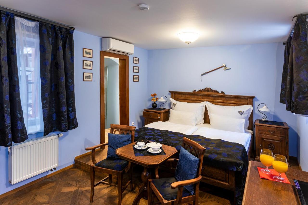 Hotel U Cerneho Orla Prague